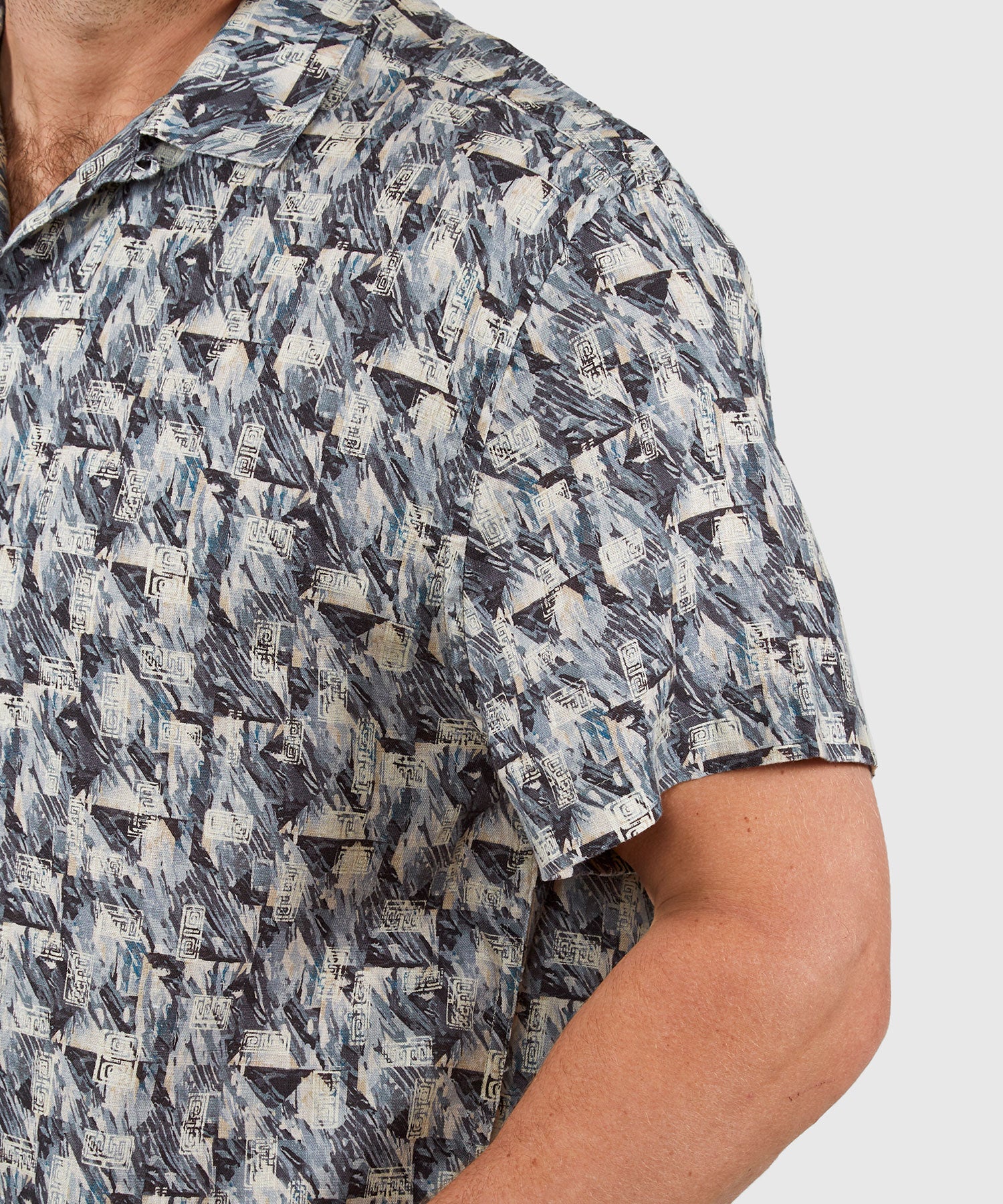 Westport Black Geo Print Short Sleeve Linen Camp Shirt - Image 5