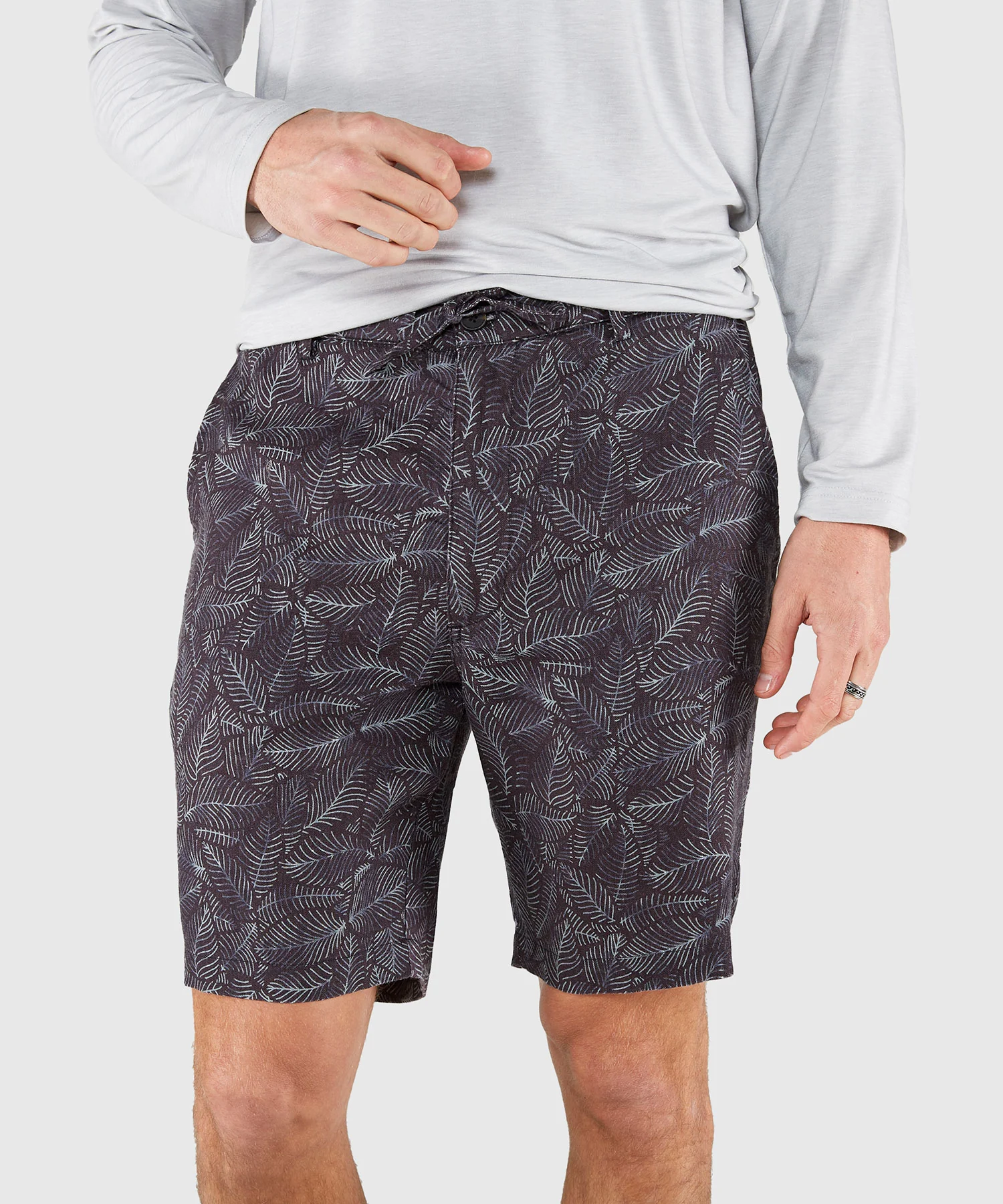 Westport Black Southport Leaf Print Linen Drawcord Short - Image 3