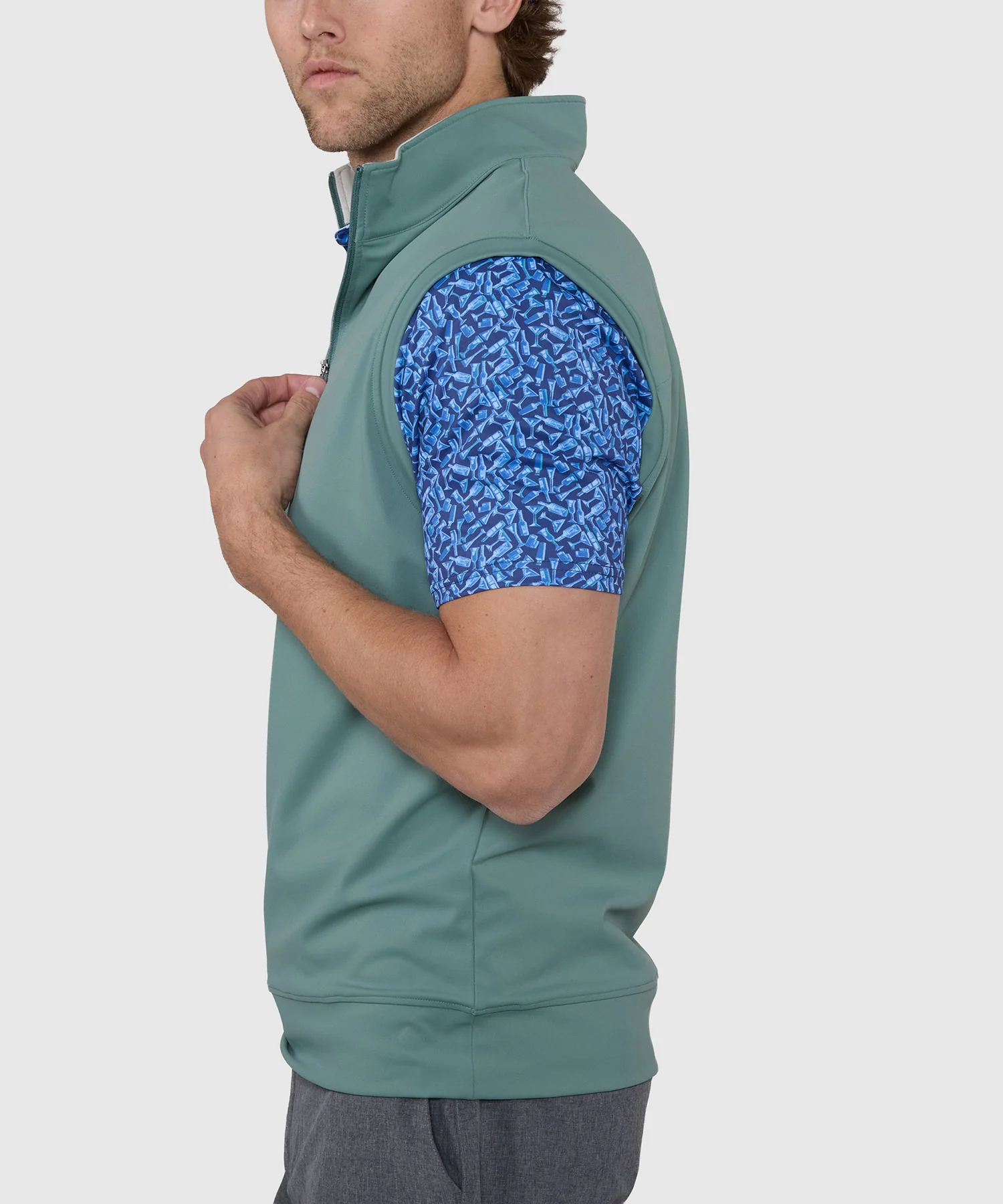Westport Lifestyle Links Quarter-Zip Vest - Image 5