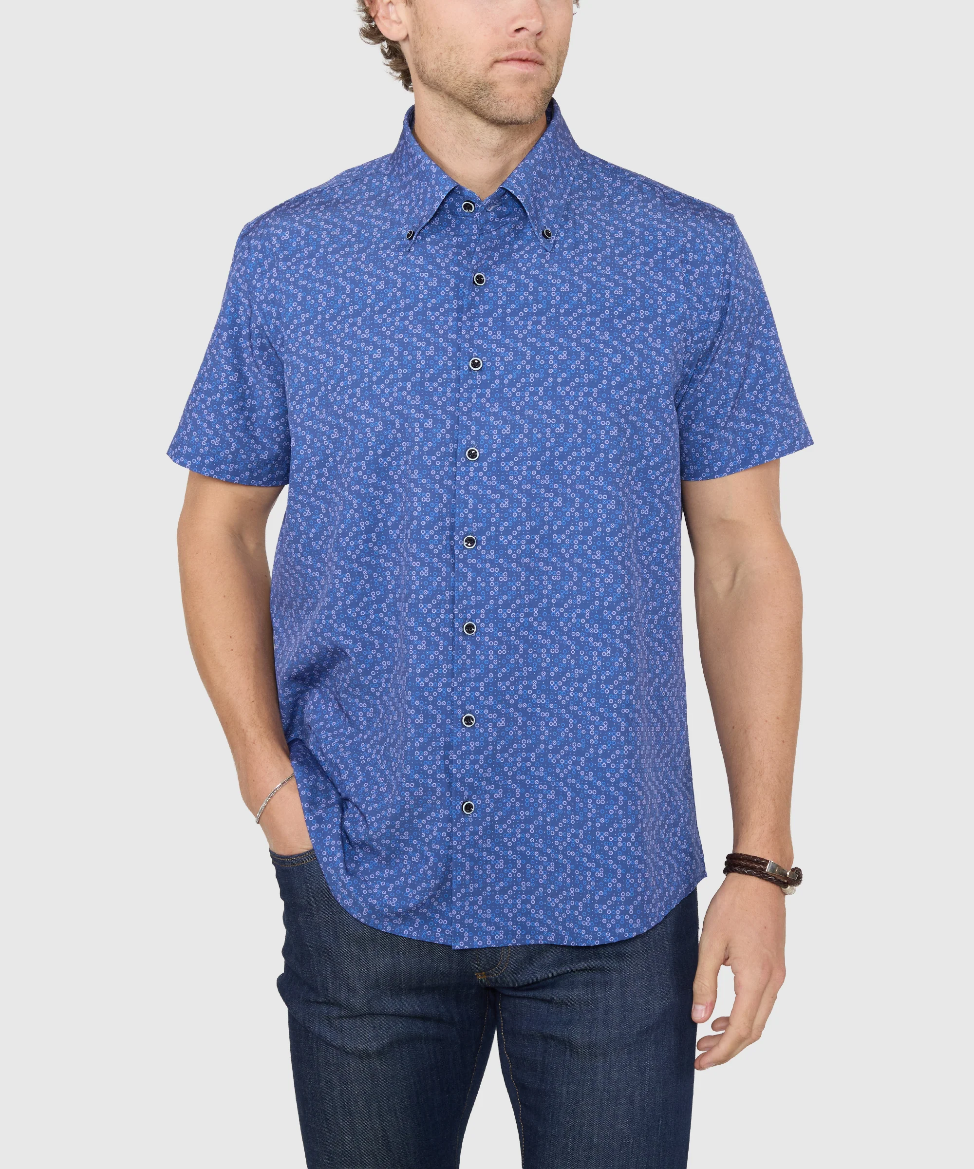 Westport No-Tuck Short Sleeve Button-Down Collar Stretch Performance Medallion Print Sport Shirt - Image 2